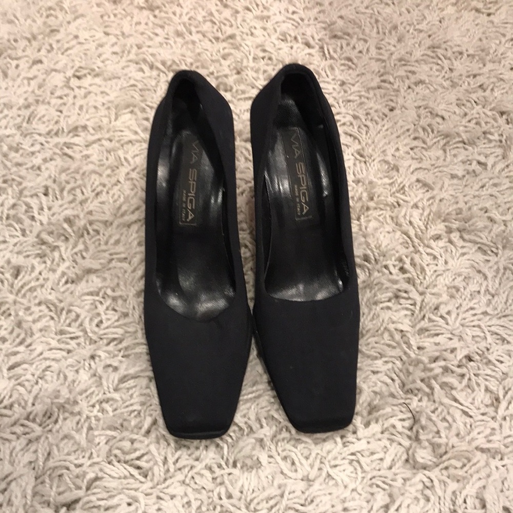 Square toe heels